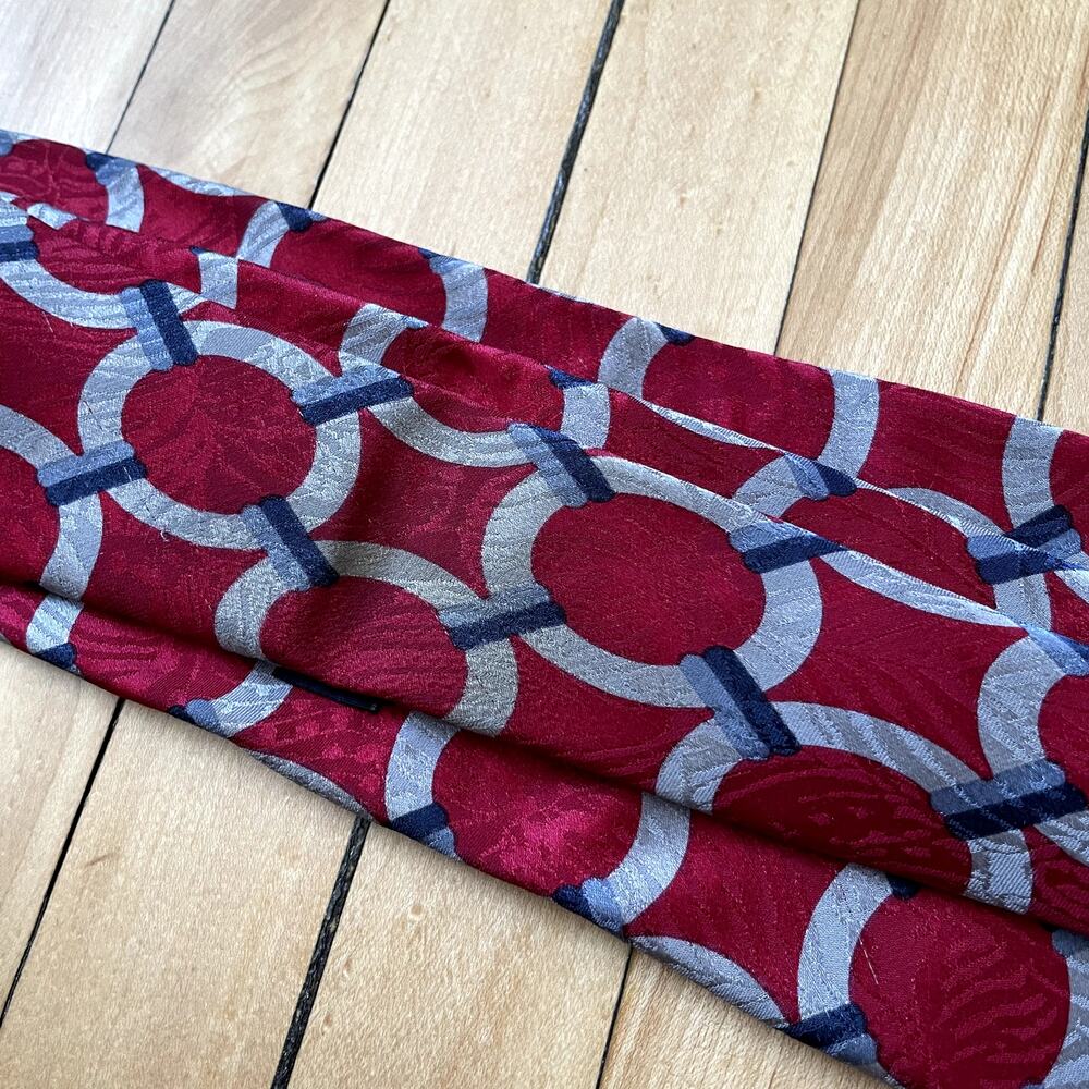 Principe red gray circles men's tie 100% silk fabric from italy 3.5 inch width - Picture 6 of 6